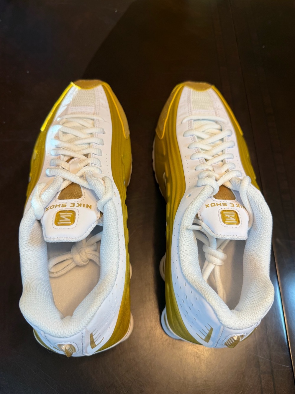 New Nike Shox R4 White Gold Sneaker Shoes Size US 6 / 7.5W - Picture 13 of 14